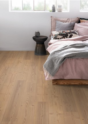 EGGER Dark Inverey Pine laminált padló fózolt 4v  1292 x 193x8 mm (EPL031) 366856