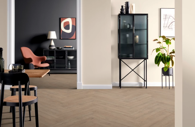 Egger Turin Oak Laminált padló Herringbone 8/32 4V EL2190 614216